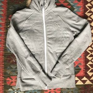 Lululemon Athletics cuddle up jacket